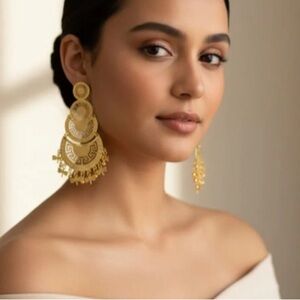 Butterflies mariachi dangles earrings in 18k of gold plate